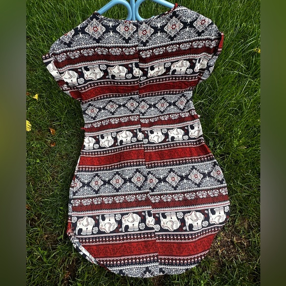 Urban Heritage zipper v neck dress - Picture 2 of 2